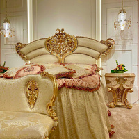 Lit français Rococo antique élégant de qualité supérieure Design de luxe classique pour villa