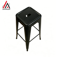 Tabouret de bar moderne en métal avec repose-pieds pour restaurant, salon, extérieur et usage en centre commercial