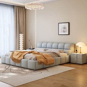 미니멀리스트 가죽 심플 퍼프 침실 세트를위한 독특한 디자인 가죽 헤드 보드와 구름 침대 덮개를 씌운 침대 바닥 - Product Image 2