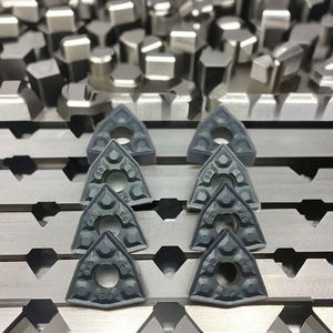 Plaquettes en carbure revêtues PVD/CVD ISCAR DGN 3102J IC908 pour pièces en acier, tour CNC, outil de tournage haute performance, dureté 63 - Product Image 3