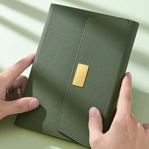 Set Hadiah Bisnis 3-in-1 Logo Kustom Promosi, Kotak Notebook A5 Eksekutif Kelas Atas, Pulpen Hadiah Tahan Lama - Product Image 5