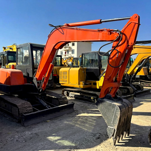 Cargadora de ruedas Doosan DH55 LC de 6 toneladas usada, de alta calidad, con motor y caja de cambios, precio bajo, pocas horas de trabajo, motor original. - Product Image 1