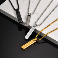 Collier pour homme en acier inoxydable électroplaqué, style sportif, avec pendentif carré motif floral et chaîne en bambou, collection Geometry Long, modèle Spring Creek Water