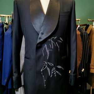 Ensemble de <span class=keywords><strong>costume</strong></span> de smoking noir sur mesure, tissu en laine italienne STB, broderie en bambou chinois, blazer et pantalon pour fête et <span class=keywords><strong>mariage</strong></span> - Product Image 4