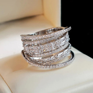 Anello dal Design Multistrato Stile Unico per Donne - Product Image 6