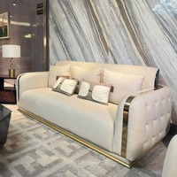 Ensemble de canapés en cuir véritable italien de luxe, canapé capitonné en cuir de vachette pleine fleur haut de gamme avec structure en bois massif pour villa et penthouse