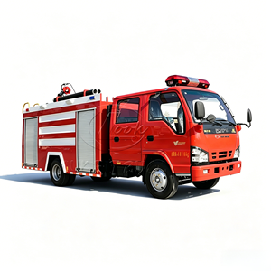 Camions de pompiers miniatures Narrow Street 3000L, châssis Isuzu 3T, petits véhicules de lutte contre l'incendie pour les quartiers anciens - Product Image 1
