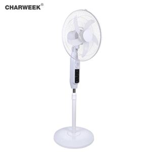 พัดลมโซลาร์เซลล์แบบตั้งพื้นลดราคาพิเศษ พร้อมแผงโซลาร์เซลล์ ประหยัดพลังงาน พัดลมไฟฟ้าแบบชาร์จได้ - Product Image 4