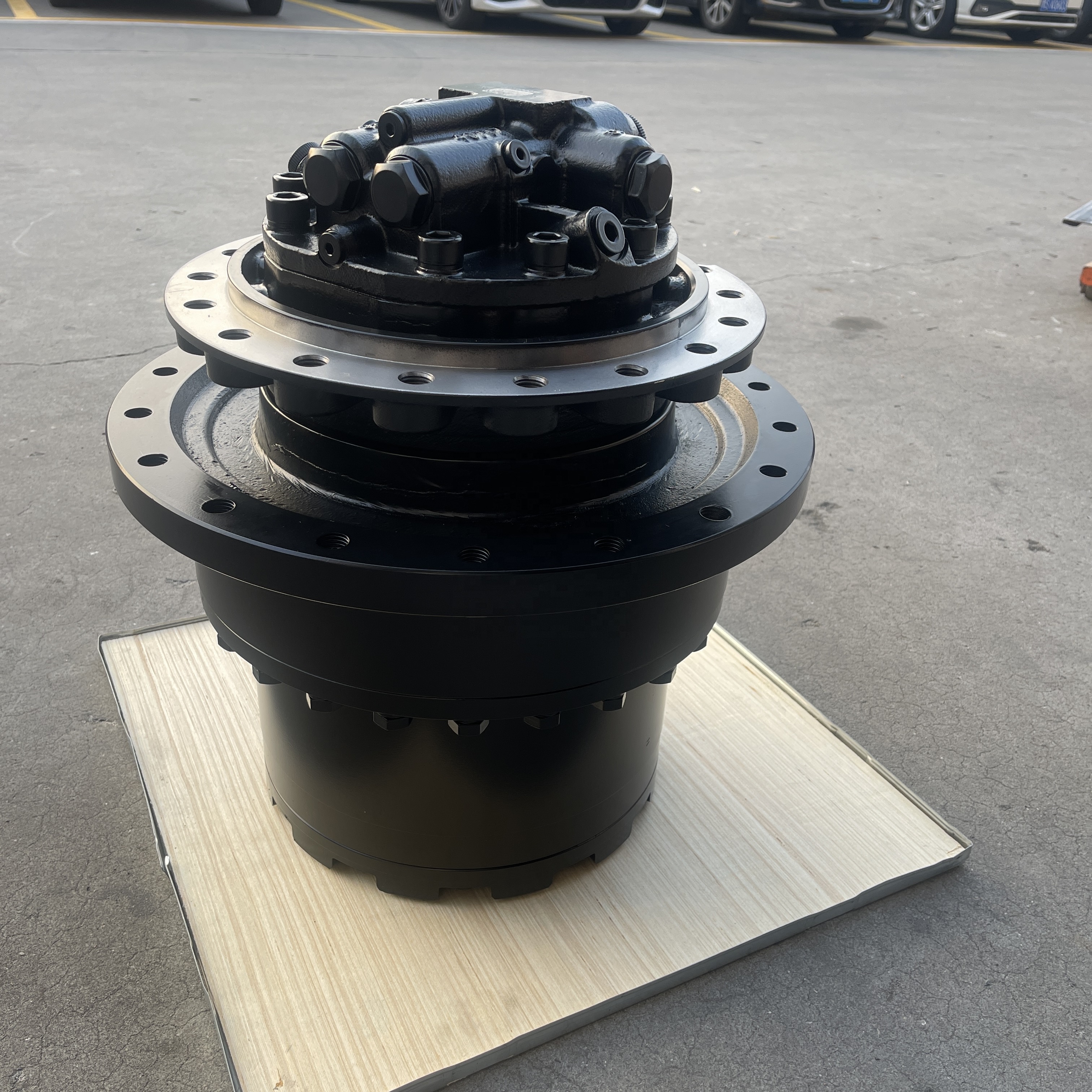 Shop High-Quality Excavator Final Drives & Travel Gearboxes