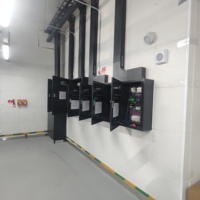 Boîtier de distribution électrique mural en acier étanche, armoire de contrôle industrielle DistroCab AE du fabricant