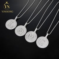 Pendentif Lettre Moissanite en Argent 925 VVS, Personnalisable pour Femme et Homme, Réagit au Testeur de Diamant