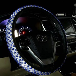 Accesorios de coche a la moda para mujer, cubierta de rueda de conducción universal ostentosa para verano, venta al por mayor - Product Image 3
