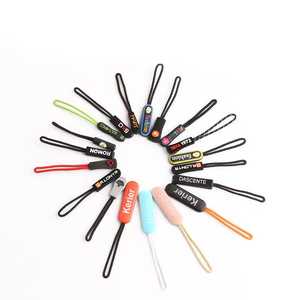 2025 Custom logo High Quality Out Door Wear Uniform Sports Bag Garment Rubber Pvc Silicone Plastic Rope Zipper Puller Pull