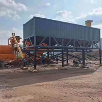 Silo Orizzontale per Calce e Serbatoio Mobile per Cemento a Bocca Aperta Abbinati alla Stazione Mobile di Miscelazione del Calcestruzzo