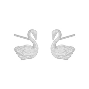 2025 Thiết Kế Mới Màu Trắng Mùa Hè Tinh Tế Văn Phòng Tinh Tế Mặc Thiên Nga Bông Tai Cho Phụ Nữ - Product Image 4