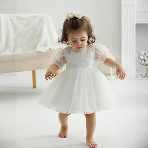 Venta al por mayor de <span class=keywords><strong>vestidos</strong></span> de bautismo de algodón blanco con diadema de encaje bordado elegante vestido de <span class=keywords><strong>bautizo</strong></span> <span class=keywords><strong>para</strong></span> niña - Product Image 1