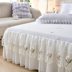 Summer Cooling Ice Silk Mattress <b>Pad</b> With <b>Bed</b> Skirt Embroidered Floral Design Breathable Soft Mat Single Piece Set Machine - Product Image 4