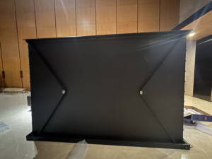 2025 Trending Wupro 150 Inch 4K Grote Projector Scherm Zachte Lenticulaire 16:9 Home Theater Elektrische Vloer Stijgende Projector Scherm - Product Image 2