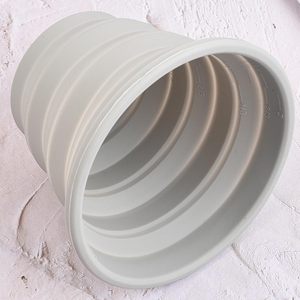 Cangkir silikon kustom dapat dilipat untuk perjalanan dapat digunakan kembali cangkir perjalanan lipat kecil portabel cangkir berkemah Backpacking <span class=keywords><strong>300ml</strong></span> - Product Image 5