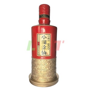 Escultura de suelo grande de fibra de vidrio con forma de botella de vino, instalación artística personalizable para decoración de cumpleaños - Product Image 5