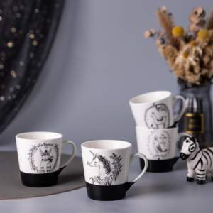 Tasses à café en céramique mignonnes et fantaisistes, <span class=keywords><strong>licorne</strong></span> et lama, design à fond noir, cadeau adorable pour les adolescents et les amoureux des animaux - Product Image 1