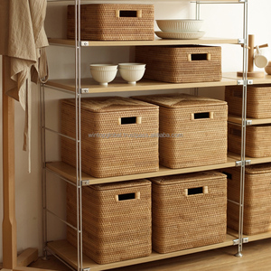 Cesta de mimbre marrón cuadrada de gran venta, organizador de interiores con asas recortadas para artículos diversos o almacenamiento de almohadas, forma rectangular - Product Image 4