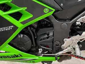 Moto sportive <span class=keywords><strong>Kawasaki</strong></span> <span class=keywords><strong>Ninja</strong></span> 400cc d'occasion à essence de Guangdong avec une vitesse maximale de plus de 80 km/h pour la conduite en ville - Product Image 5
