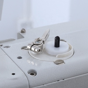 Máy may công nghiệp mũi thẳng một kim, kiểu F XC-3020, chất lượng cao, bàn phẳng, điều khiển bằng máy tính, động cơ tốc độ cao. - Product Image 2