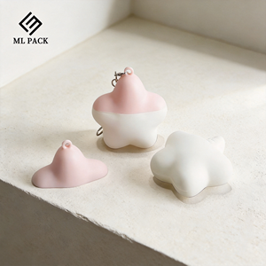 ML PACK ภาชนะซิลิโคนรูปดาวแบบพกพาพร้อมพวงกุญแจ - ขวดเดินทางแบบเติมได้ขนาดเล็กสำหรับลิปบาล์ม ครีมทามือ - Product Image 1