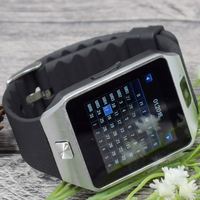Montre connectée DZ09 en gros avec carte SIM 3G 4G, appareil photo, suivi d'activité, appels vidéo et Wi-Fi
