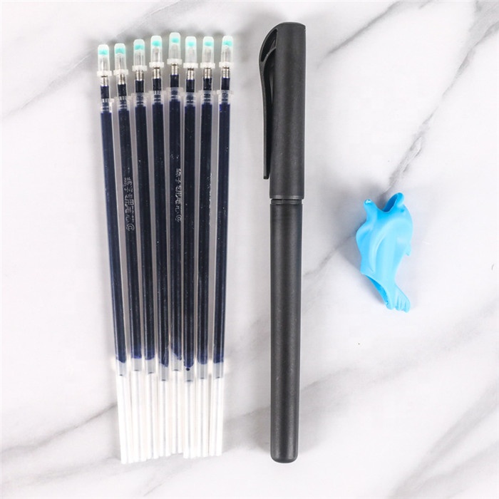 Penna + 8 ricarica + impugnatura penna