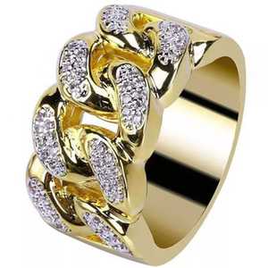 Anello alla Moda H209 in Tono Oro con Zirconia Cubica e Micro Pavé, Gioiello Unisex per Feste - Product Image 1