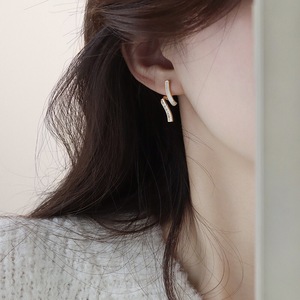<strong>Lightening</strong> <strong>Earring</strong> Elegant and Versatile High-End Niche Design with Mosquito Coil Disc Trendy Fashion Stud <strong>Earrings</strong> - Product Image 6