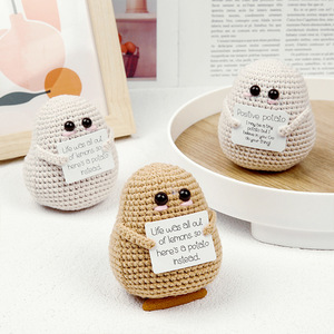 Pupazzi di Patate in Lana Lavorati a Mano da 8 CM, Divertenti Emojis di Patate Energetiche Positive, Ornamenti Pendenti all'Uncinetto Fatti a Mano - Product Image 3