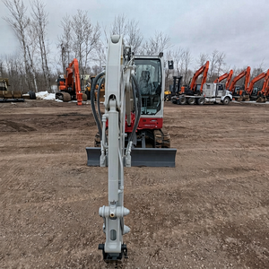 ซื้อรถขุดขนาดเล็ก TAKEUCHI TB350R TB230 TB235-2 TB225-2 TB260 พร้อมเครื่องยนต์ดีเซล 24.4 แรงม้า และห้องโดยสารแบบปิด จัดส่งฟรี - Product Image 1
