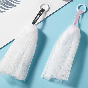 Exfoliërende Mesh Zeepsaver Zakzak, Gezichtsreinigende Schuimnetten, Wit Zakje Met Trekkoord - Product Image 1