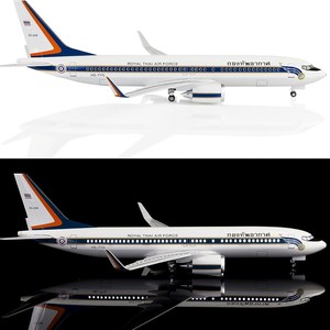 Modèle d'avion 737 spécial <span class=keywords><strong>du</strong></span> <span class=keywords><strong>roi</strong></span> thaïlandais de 47 cm avec lumières, simulation d'avion de passagers, cadeau, ornement, collection d'aviation - Product Image 2