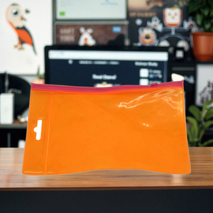 Sac à fermeture éclair en PVC <span class=keywords><strong>orange</strong></span> trou de suspension grande capacité sac de rangement plat en plastique auto-scellant étanche à l'humidité pour lotion - Product Image 5