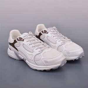 Calzado Deportivo de Diseño de Alta Calidad para Exteriores, Tejido Ligero de Verano, Estilo de Marca Personalizado, Moderno y Cómodo - Product Image 3