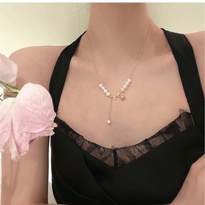 Collar con Colgante de Rosa Romántica Francesa Nuevo de 2022 para Mujer, Cadena de Clavícula con Perla de Agua Dulce, Cadena de Platino, Accesorio de Cuello Bajo - Product Image 4