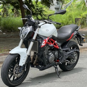 <span class=keywords><strong>Moto</strong></span> Naked Benelli BN302 300cc à Moteur Bicylindre en Ligne avec Son d'Échappement Riche, Idéale pour les Trajets Quotidiens - Product Image 1
