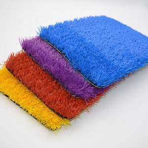 Césped <span class=keywords><strong>Artificial</strong></span> de Alta Calidad Directo de Fábrica para Jardín Colorido Césped Sintético Decoración Hierba Alfombra - Product Image 1