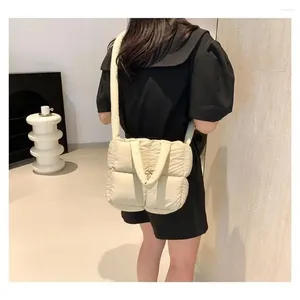Sac fourre-tout, sac à main, sac bandoulière, sac de shopping léger et matelassé, sac de voyage pour femme - Product Image 3