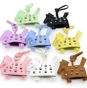 Nouveau porte-clés en cuir en forme de poney, cheval de guerre créatif, porte-clés de voiture DIY, porte-clés en cuir fait main, accessoires - Product Image 1