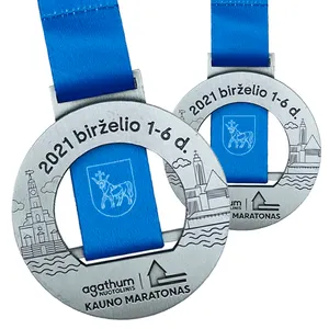 工厂特殊设计圆形金属标志银牌定制纪念品跑步马拉松比赛运动奖牌带蓝丝带