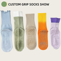 Chaussettes de Pilates haut de gamme personnalisées |   Usine OEM/ODM |   Coton respirant antidérapant |   Service de conception et de création de logo gratuit
