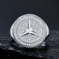 Bague signet Mercedes sertie de moissanite, argent 925, bague de luxe avec logo, pavée de moissanite, bague statement hip hop pour homme