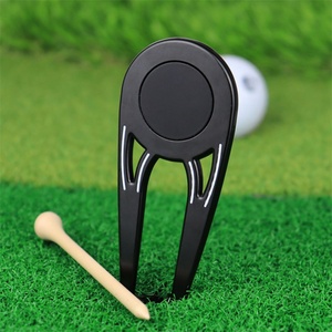 Serviette fantaisie en forme d'outil de jeu, fourche de golf originale, marqueur de balle de golf pour enfants, amusant, avec alignement précis et motif dollar laser, vente en gros - Product Image 4