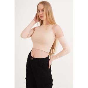 Blusa al por mayor con cuello redondo, detalle en el hombro, adornos de piedras, corta, informal, talla XS, de algodón y gasa, estampada, con logo lavado y cinturón. - Product Image 2