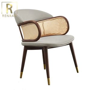 Chaise de salle à manger en rotin bois massif de style nordique, avec dossier, accoudoir, style rétro, en cuir médiéval - Product Image 5